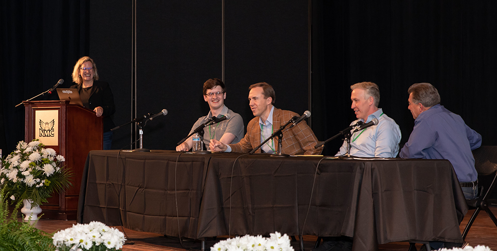 Katie Horvath moderating Space Night during Northern Michigan Start-Up Week 2022